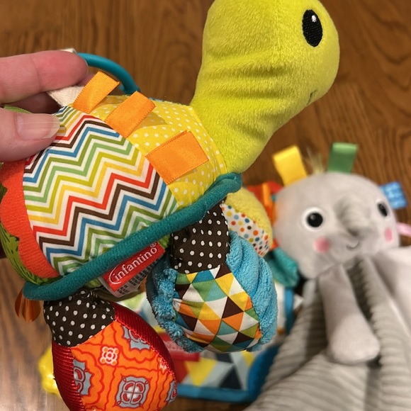 Three Baby Toys:  Infantino Pal Turtle, Bright Stars Elephant, NUBY Monkey - Picture 16 of 16